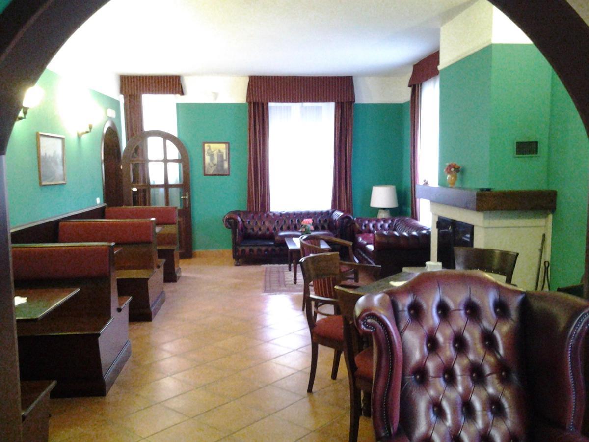 Casale Maginulfo Hotell Roccamandolfi Exteriör bild