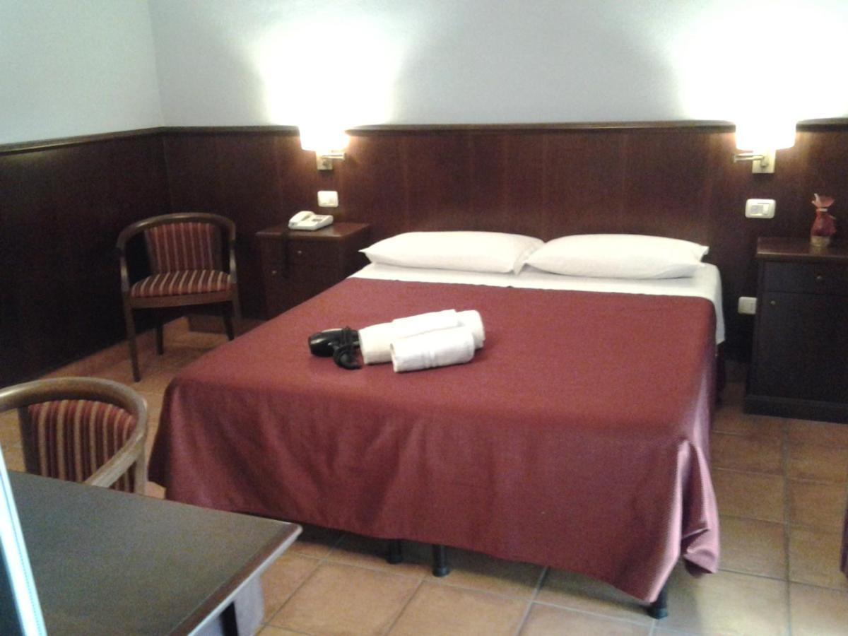 Casale Maginulfo Hotell Roccamandolfi Exteriör bild